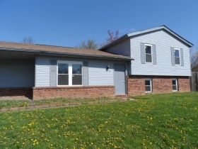 5634 Countrie Side Dr, Galloway, OH 43119