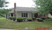 9283 Cinnebar Dr Indianapolis, IN 46268