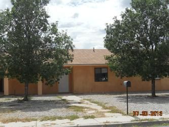 325 Low Mountain St, Gallup, NM 87301