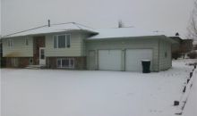 956 17th St W Dickinson, ND 58601