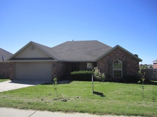 1889 Sweetwater Ranch Ave, Springdale, AR 72764