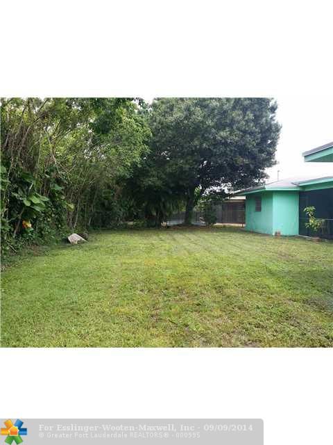 7521 NW 14 ST, Fort Lauderdale, FL 33313