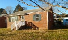 112 Moore Ave Colonial Heights, VA 23834