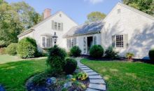 18 Calico Ln Osterville, MA 02655