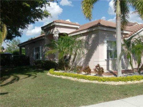 1300 CHINABERRY, Fort Lauderdale, FL 33327
