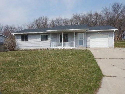 430 23rd St NW, Owatonna, MN 55060