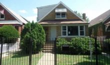 8429 S Kingston Ave Chicago, IL 60617