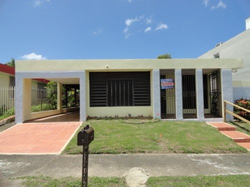 5-c Villas De San A, Bayamon, PR 00959