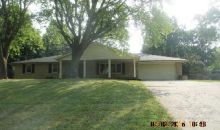 2206 Lake Drive Anderson, IN 46012