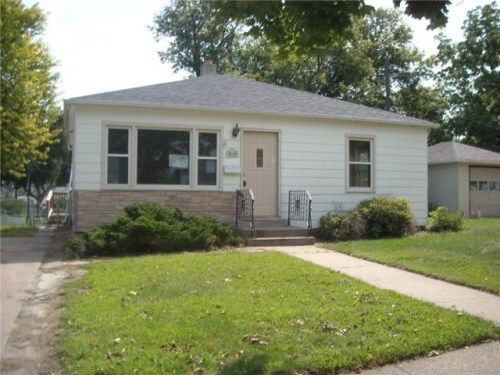 1612 S Wayland Ave, Sioux Falls, SD 57105