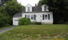 12 Highland Ave Lincoln, ME 04457