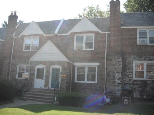 428 Westmont Dr, Darby, PA 19023
