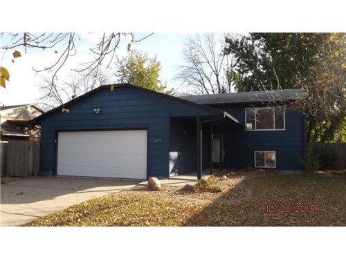 3304 S Greenwood Ave, Sioux Falls, SD 57106