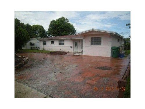 1361 NW 54th Ave, Fort Lauderdale, FL 33313