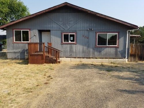 308 W Gregory Road, Central Point, OR 97502