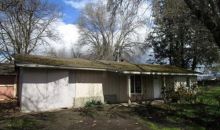 2225 FOWLER LANE Central Point, OR 97502