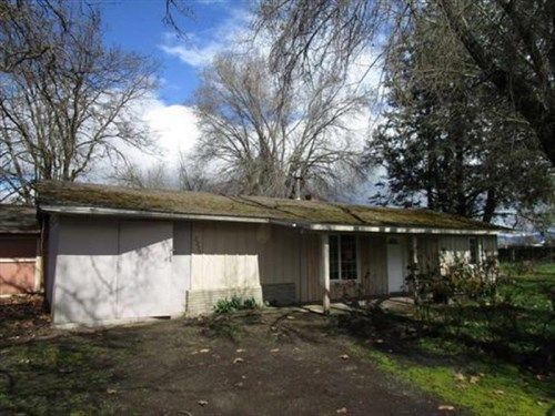 2225 FOWLER LANE, Central Point, OR 97502