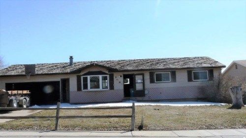108 Sequoia Dr, Gillette, WY 82718