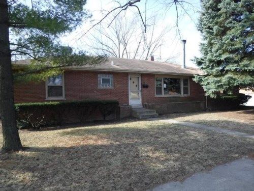 386 W 16th Place, Chicago Heights, IL 60411