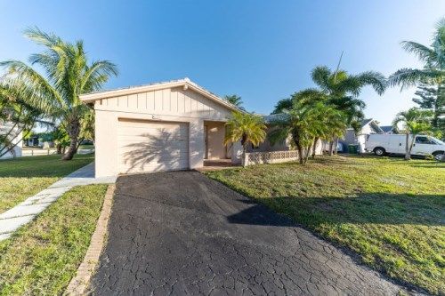 6701 NW 77th St, Fort Lauderdale, FL 33321