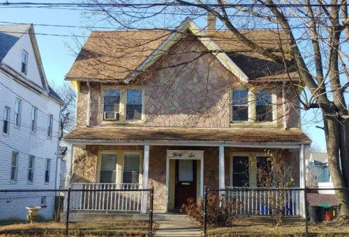36 S 11th Ave, Mount Vernon, NY 10550