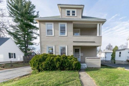 87 King Philip Rd, Worcester, MA 01606
