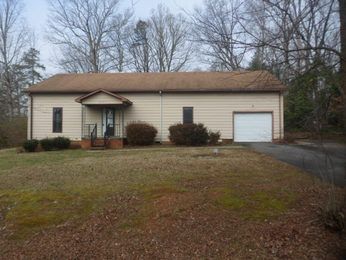6281 Styers Ferry Rd, Clemmons, NC 27012