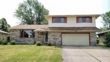 26678 Sandy Hill Dr Cleveland, OH 44143