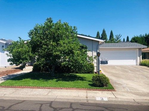 555 Freeman Rd #3, Central Point, OR 97502