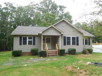 3536 Midway Acres Rd, Asheboro, NC 27205