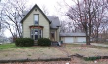 226 S West St Nevada, MO 64772