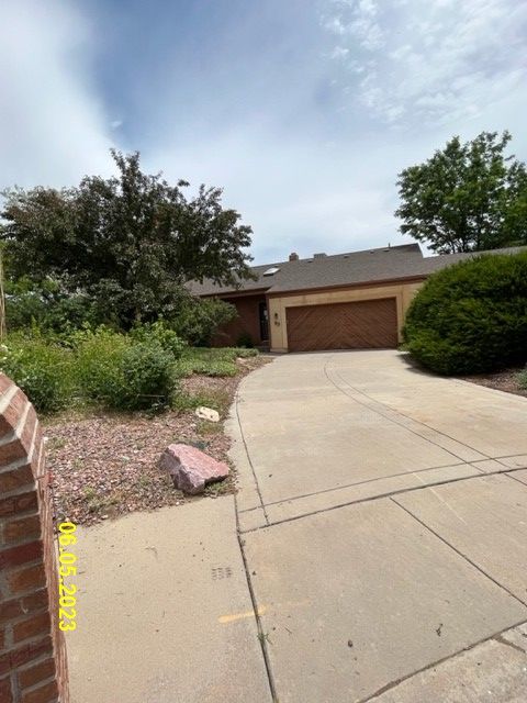 93 Ironweed Dr, Pueblo, CO 81001