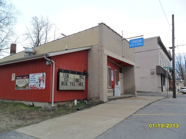 505 Water St, Union Mills, IN 46382