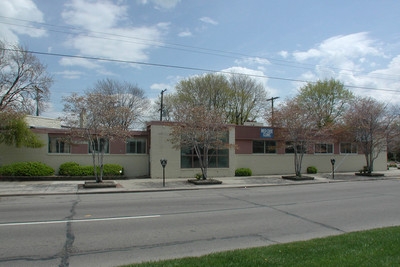 17700 Mack Avenue, Grosse Pointe, MI 48236