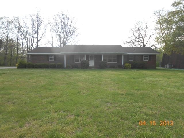 292 Fredonia Rd, Manchester, TN 37355