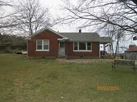 1821 Barker Rd, Thompsons Station, TN 37179