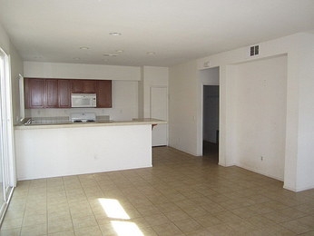 2607 Kenwood Court, Palmdale, CA 93550