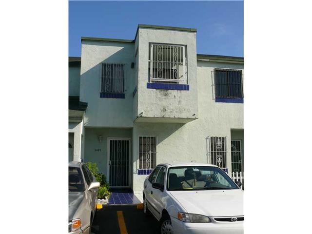 2424 W 52 TE # 5-6, Hialeah, FL 33016