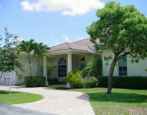11149 SW 78 AV, Miami, FL 33156