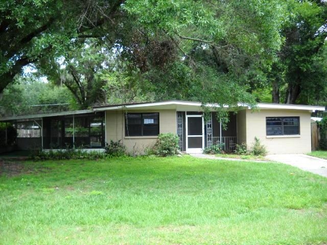 1004 Barbour Drive, Plant City, FL 33563