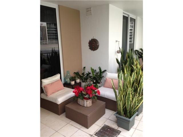 801 BRICKELL KEY BL # 608, Miami, FL 33131