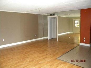 6100 12th St S Apt, Saint Petersburg, FL 33705