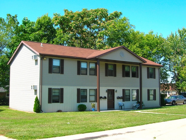 2213 E. Memorial Drive, Muncie, IN 47302