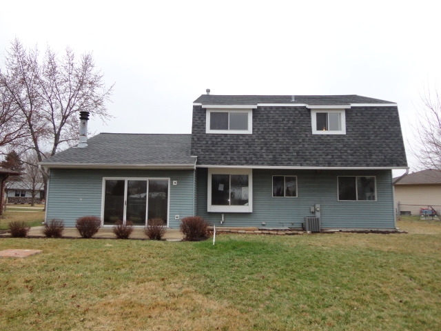 5 Brandywine Ct, South Elgin, IL 60177