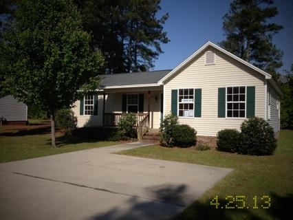 1734 W Pine Lake Dr, Florence, SC 29506