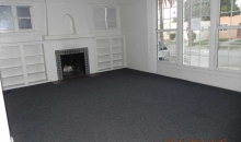 7033 7033 6th Ave Los Angeles, CA 90043