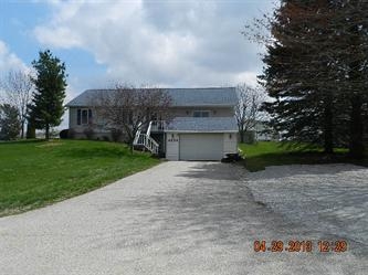 4854 Red Eye Dr, North Webster, IN 46555