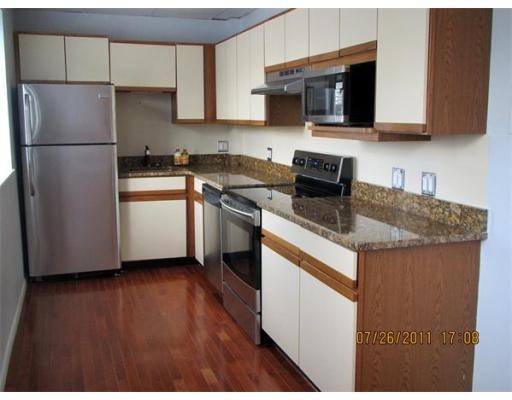 East Fourth Street #6B, Boston, MA 02127