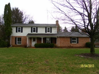 6073 Mapleridge Dr, Flint, MI 48532