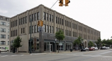 280 W Maple Rd Birmingham, MI 48009